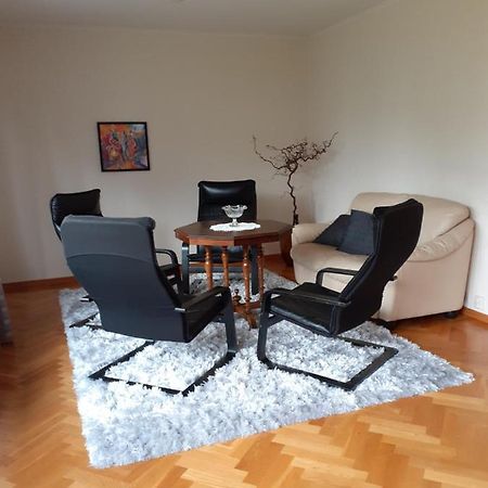 Villa Mitt I Ullared - 400M Till Gekas Exterior foto